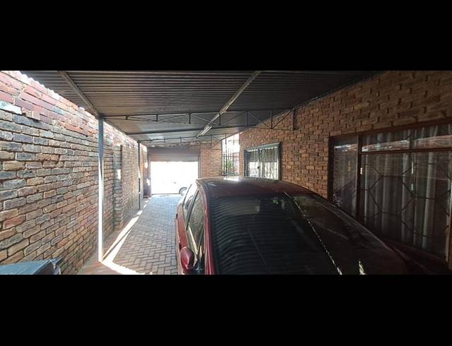 4 BEDROOM HOUSE FOR SALE IN REIGERPARK